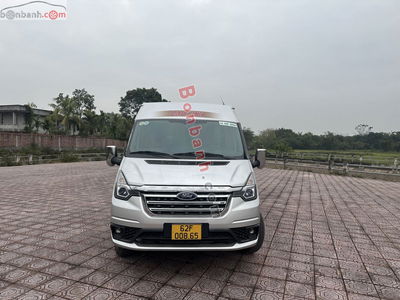 Xe Ford Transit Tiêu chuẩn 2022