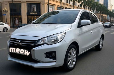 Mitsubishi Attrage 2024 Trắng