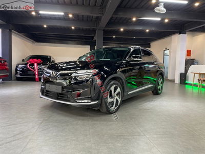 Xe VinFast VF8 Eco AWD 2023