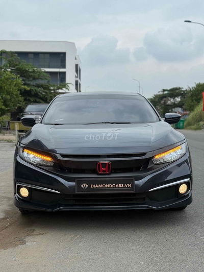 Honda Civic G 2019 đi ít