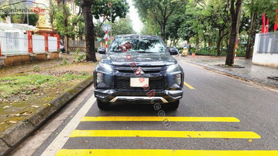 Xe Mitsubishi Triton Athlete 4x2 AT 2022