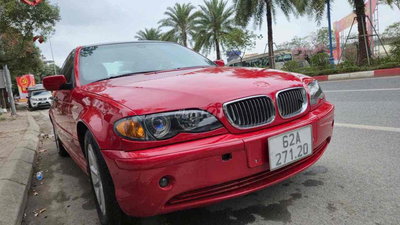 BMW 325 Series màu Đỏ