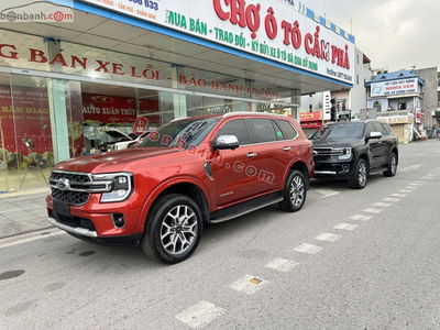 Xe Ford Everest Titanium Plus 2.0L 4x4 AT 2022