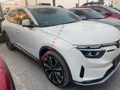 Xe VinFast VF8 Plus AWD 2023