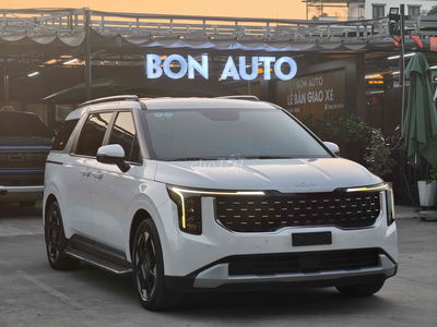 Kia Carnival 2024 2.2D Luxury - màu trắng
