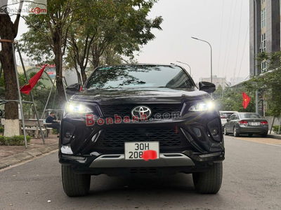 Xe Toyota Fortuner 2.4G 4x2 AT Legender 2021