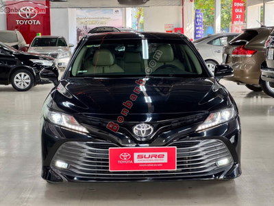 Xe Toyota Camry 2.0G 2020