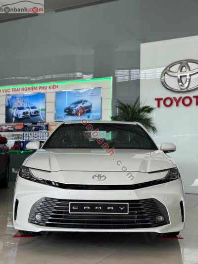 Xe Toyota Camry 2.5 HEV Mid 2025
