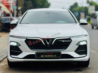 Xe VinFast Lux A 2.0 Premium 2.0 AT 2019