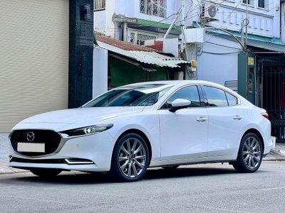 Bán Mazda 3 Premium 2.0 - SX 2021 mới đi 3,8 Vạn