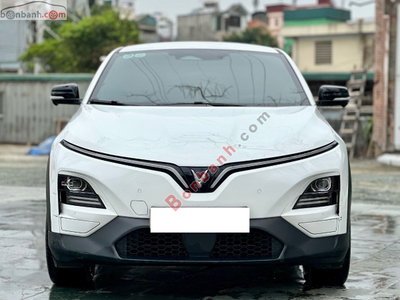Xe VinFast VF6 Plus 2025