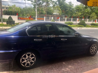 BMW 318i 2001 Xanh