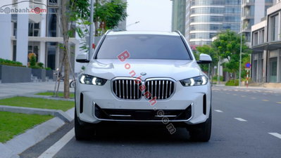 Xe BMW X5 xDrive40i xLine 2023