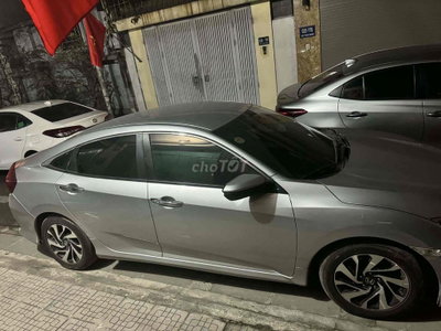 Honda Civic 2018 G Bạc