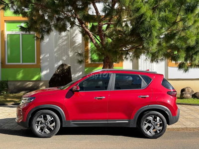 Kia Sonet 2023 Premium 8000 km Đỏ