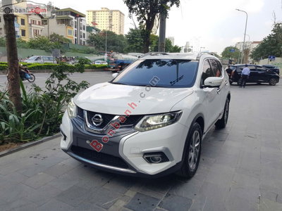 Xe Nissan X trail 2.5 SV Luxury 4WD 2020