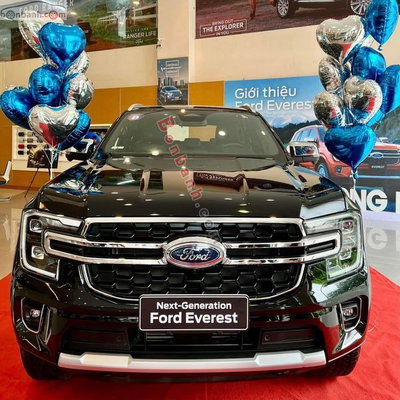 Xe Ford Everest Titanium 2.0L 4x2 AT 2026