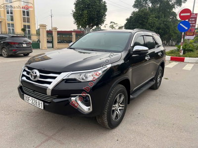 Xe Toyota Fortuner 2.4G 4x2 MT 2018