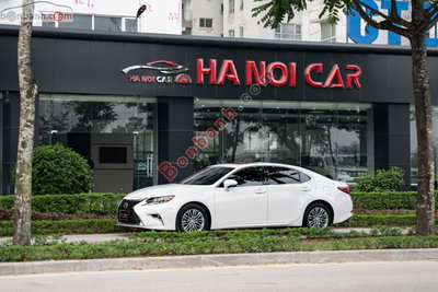 Xe Lexus ES 250 2016