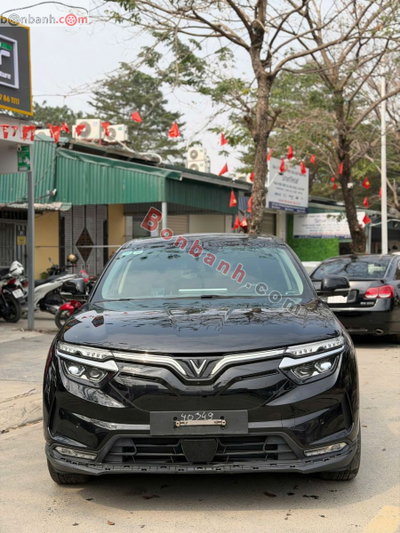 Xe VinFast VF8 Eco AWD 2023