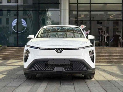 VinFast Limo Green 2026