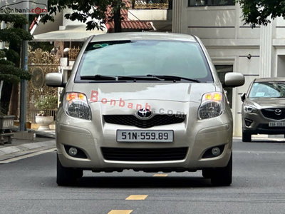 Xe Toyota Yaris 1.3 AT 2010