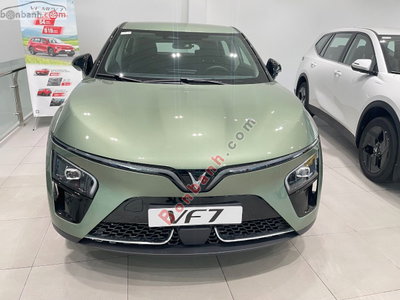 Xe VinFast VF7 Eco 2025