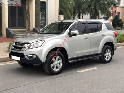 Xe Isuzu MU-X 3.0 4X2 AT 2016