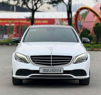 Mercedes-Benz C200 Exclusive 2021 Trắng 40.000 km