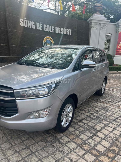 Toyota Innova 2017 2.0E - 120000 km