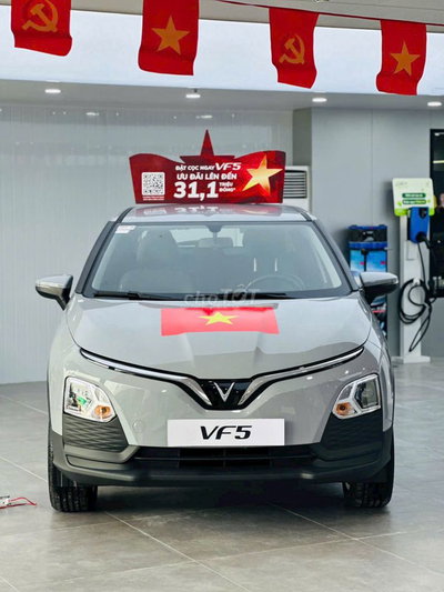 VF5 ĐƯA 0 ĐỒNG, BAO NỢ XẤU NHÓM 5