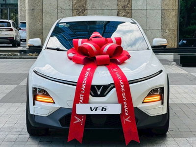 VF6 BANK 90%, LÃI 4,8% CỐ ĐỊNH. 3 NĂM, BAO HS KHÓ