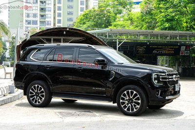 Xe Ford Everest Platinum 2.0L 4x4 AT 2025
