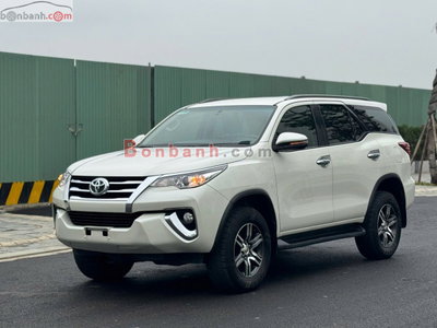 Xe Toyota Fortuner 2.7V 4x2 AT 2018