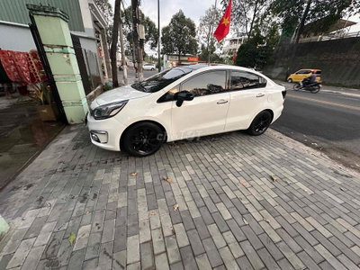 Kia Rio 2016 màu Trắng