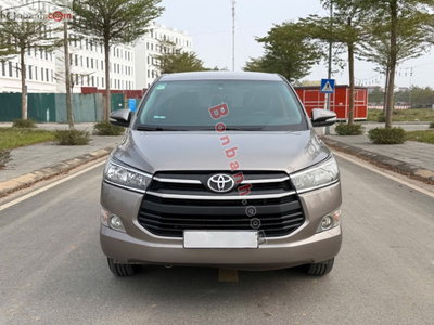 Xe Toyota Innova 2.0E 2016