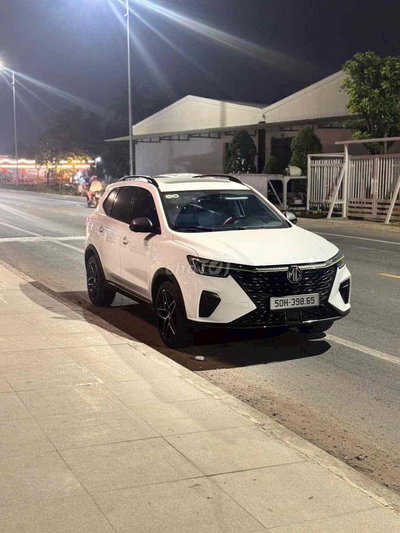 MG RX5 1.5 LUX 2023 Trắng