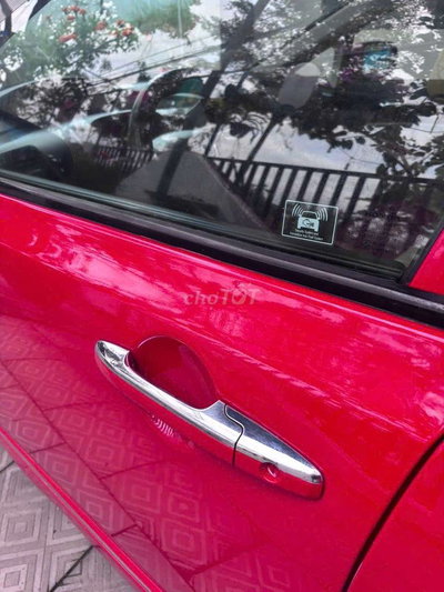 Honda Civic 2.0 màu Đỏ