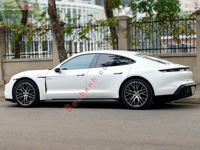 Xe Porsche Taycan Base 2021