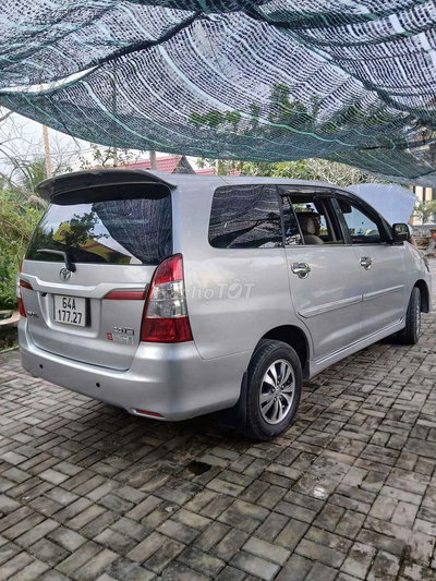 Toyota Innova 2016 E Bạc 130.000 km