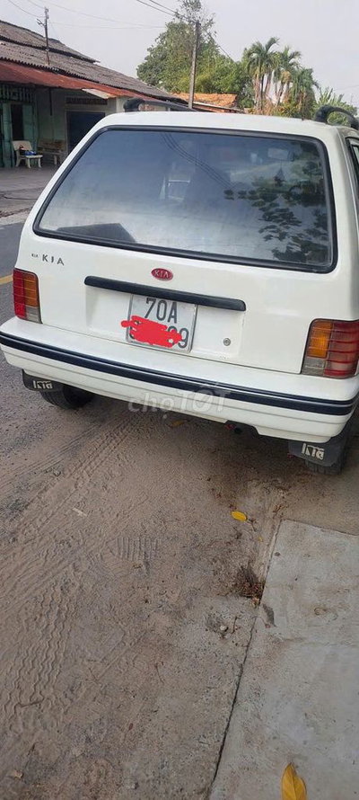 xe Kia CD5 Trắng