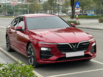 Xe VinFast Lux A 2.0 Premium 2.0 AT 2020
