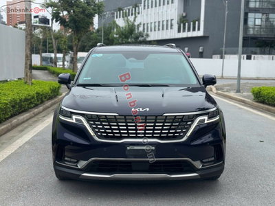 Xe Kia Carnival Signature 2.2D 2023