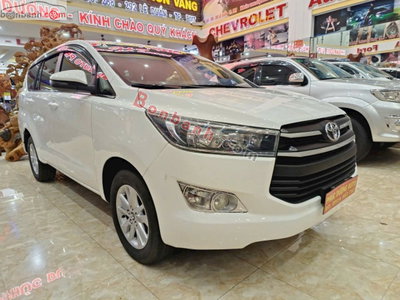 Xe Toyota Innova 2.0E 2018