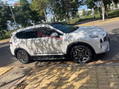 Xe Hyundai SantaFe Cao cấp 2.5L HTRAC 2022