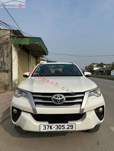 Xe Toyota Fortuner 2.4G 4x2 MT 2017