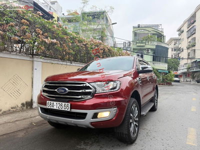 Xe Ford Everest Titanium 2.0L 4x2 AT 2019