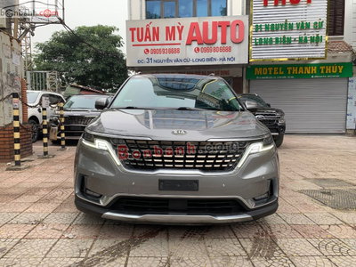 Xe Kia Carnival Signature 2.2D 2021