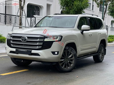 Xe Toyota Land Cruiser 3.5 V6 2024