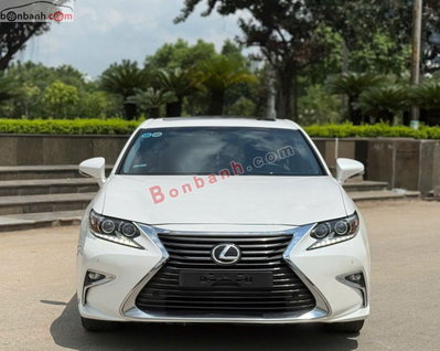 Xe Lexus ES 250 2015